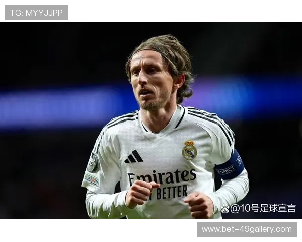 足球传奇汇聚 十大球星精彩时刻混剪视频回顾